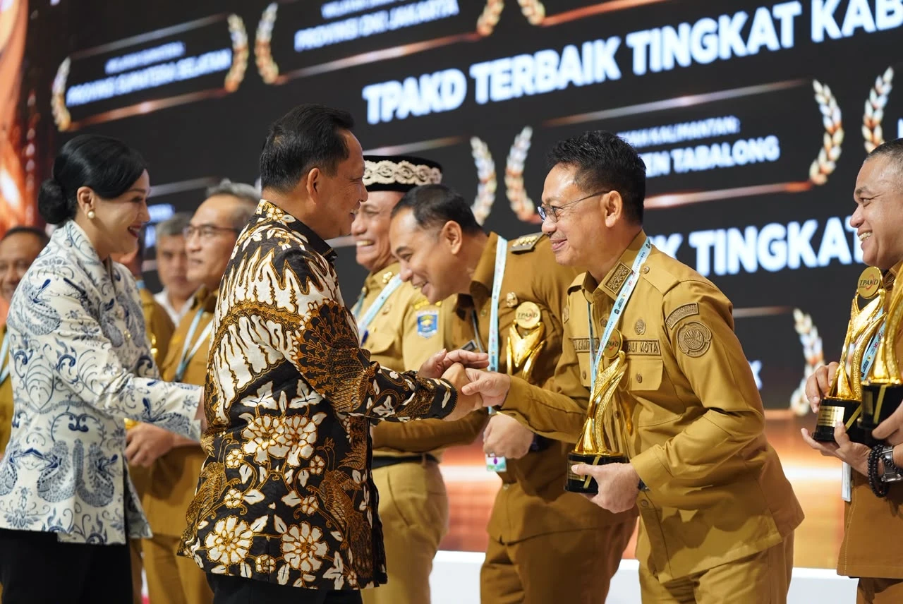 Pontianak Raih TPAKD Award 2026 Terbaik Tingkat Kota